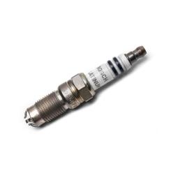 Свеча зажигания Bosch 0 242 235 660 Фото