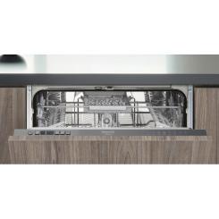 Посудомоечная машина Hotpoint-Ariston HI5010C Фото 2