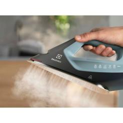 Паровая станция Electrolux E8ST2-8OG Фото 3