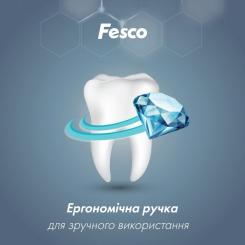 Зубная щетка Fesco Black & White Series Soft Черная Фото 4