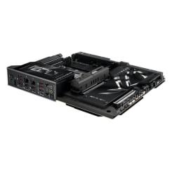Материнская плата ASUS ROG CROSSHAIR X870E EXTREME Фото 8
