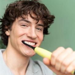 Электрическая зубная щетка Beurer SC 50 SPLASHY LEMON GP Фото 2