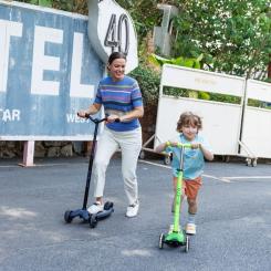 Самокат Micro Maxi Deluxe Neon LED" Зелений папуга" Фото 6