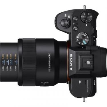 Объектив Sony 50mm, f/2.8 Macro для камер NEX FF Фото 8