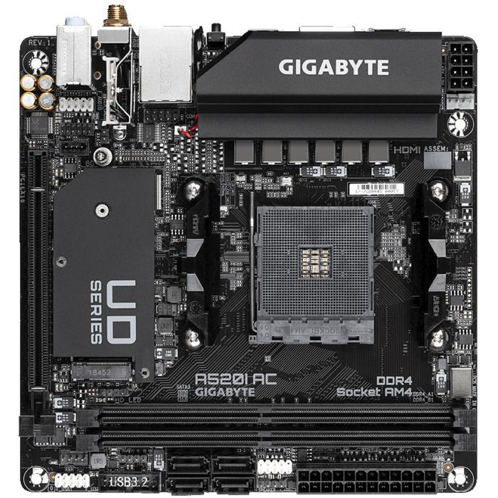 Материнская плата GIGABYTE A520I AC Фото