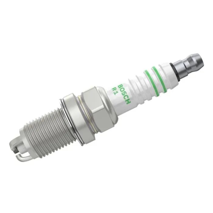 Свеча зажигания Bosch 0 241 235 752 Фото